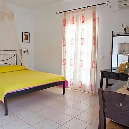 فندق Zefyros Naxos City