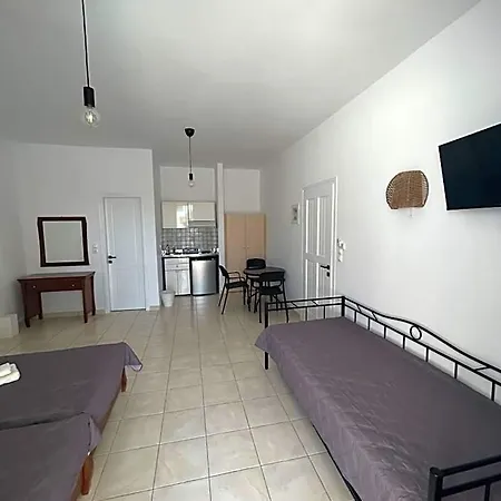 فندق Zefyros Naxos City