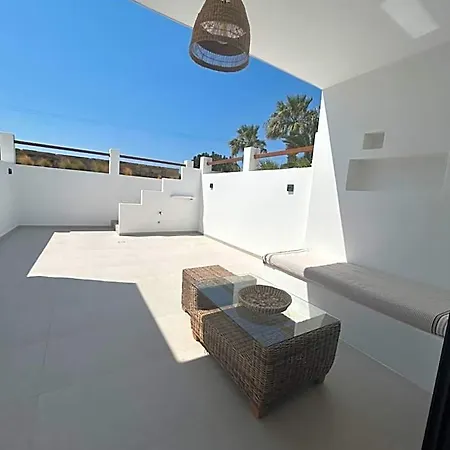 Zefyros فندق Naxos City