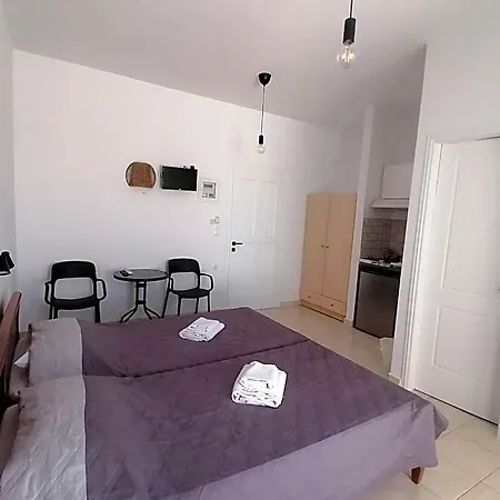 فندق Zefyros Naxos City